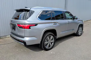 Toyota SEQUOIA Capstone Hybrid 4WD