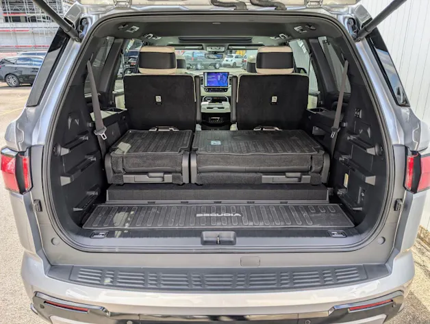 Toyota SEQUOIA Capstone Hybrid 4WD