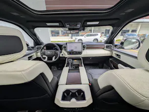Toyota SEQUOIA Capstone Hybrid 4WD