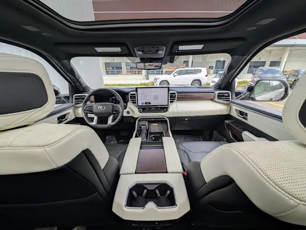 Toyota SEQUOIA Capstone Hybrid 4WD