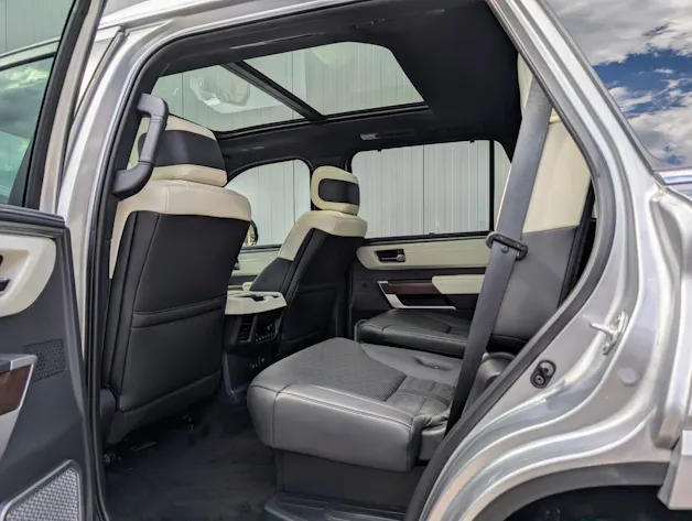 Toyota SEQUOIA Capstone Hybrid 4WD
