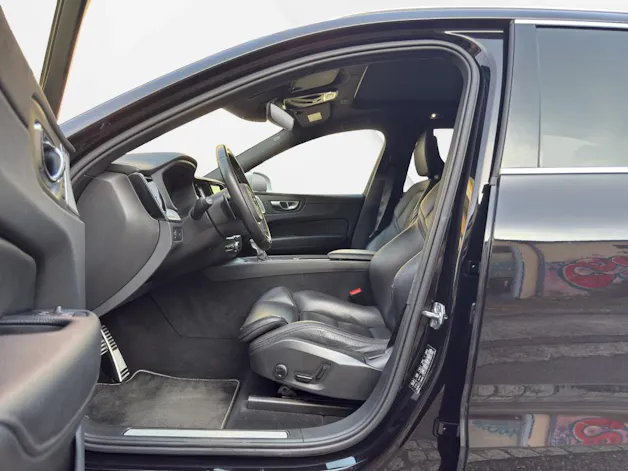 Volvo XC60 T6 AWD R-Design Geartronic