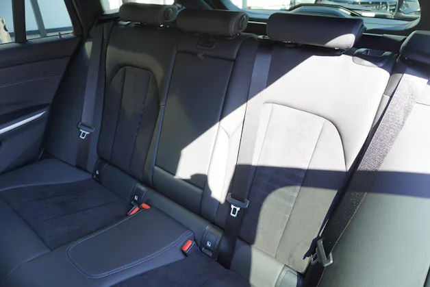 BMW 320d xDrive 48V Touring Steptronic M Sport