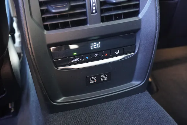 BMW 320d xDrive 48V Touring Steptronic M Sport