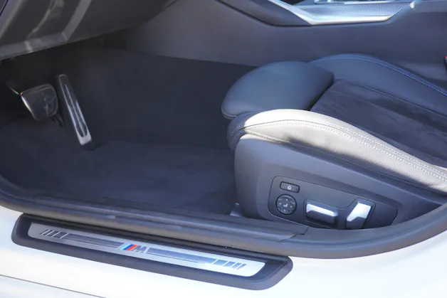 BMW 320d xDrive 48V Touring Steptronic M Sport
