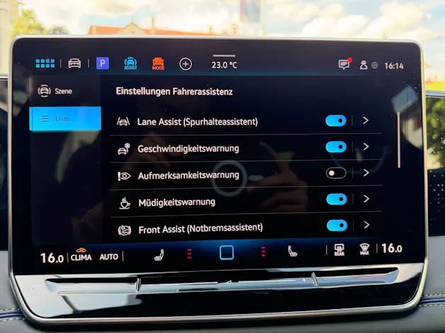VW Tiguan 2.0 TSI 265 PS 4MOTION R-LINE *** ANHÄNGEKUPPLUNG & 360 GRAD KAMERA ***