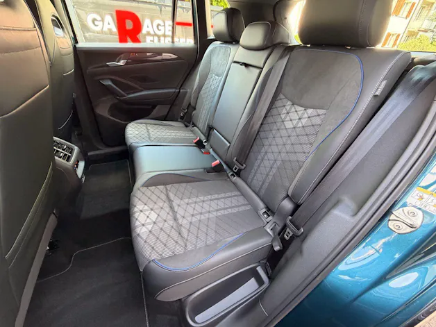 VW Tiguan 2.0 TSI 265 PS 4MOTION R-LINE *** ANHÄNGEKUPPLUNG & 360 GRAD KAMERA ***