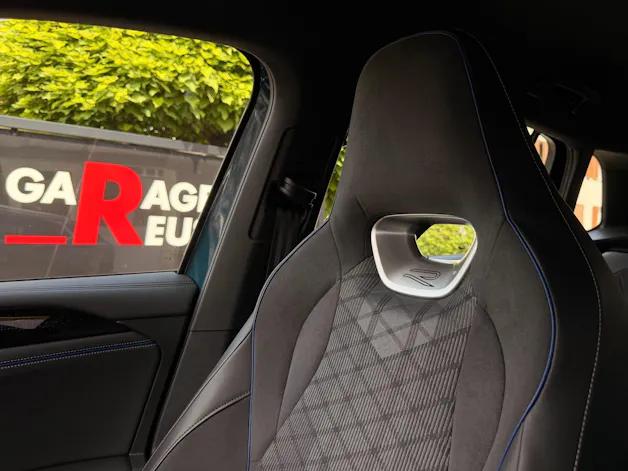 VW Tiguan 2.0 TSI 265 PS 4MOTION R-LINE *** ANHÄNGEKUPPLUNG & 360 GRAD KAMERA ***
