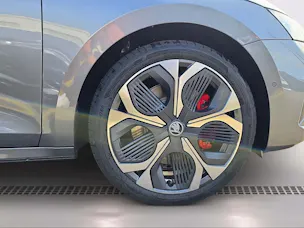 Škoda Octavia Combi 2.0 TSI DSG RS 30 Years Edition