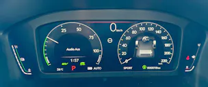 Honda HONDA CR-V 2.0 i-MMD Plug-in Hybrid PHEV Advance Tech 2WD Modell 2027 1.9% Leasing Aktion unschlagbar mit 8 Jahren Garantie