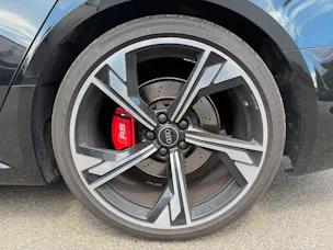 Audi RS4 Avant quattro tiptronic
