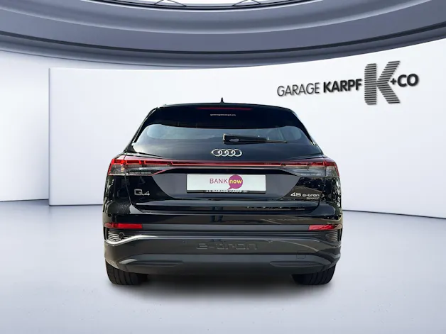 AUDI Q4 e-tron 45 Attraction quattro