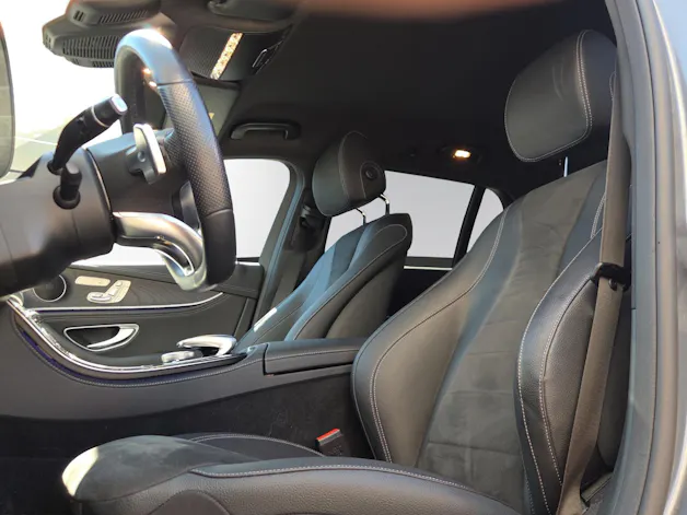 Mercedes-Benz E 220 d Swiss Star AMG Line 4Matic 9G-Tronic