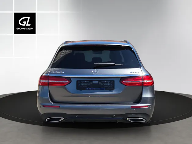 Mercedes-Benz E 220 d Swiss Star AMG Line 4Matic 9G-Tronic