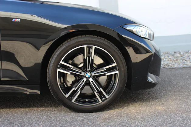 BMW 330d xDrive 48V Touring M Sport *ANHÄNGERKUPPLUNG*