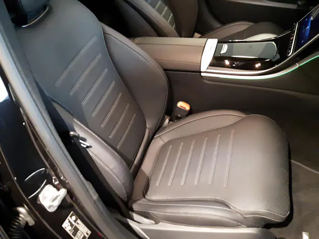 MERCEDES-BENZ C 220 d 4Matic T-Modell Swiss Star