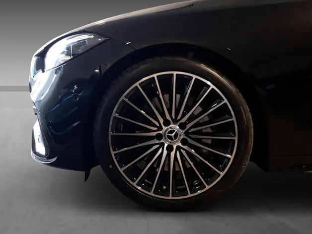 MERCEDES-BENZ C 220 d 4Matic T-Modell Swiss Star