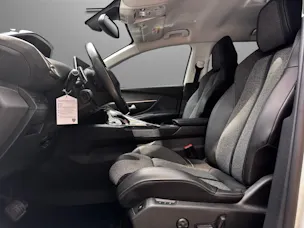 Peugeot 5008 1.5 BlueHDi Allure EAT