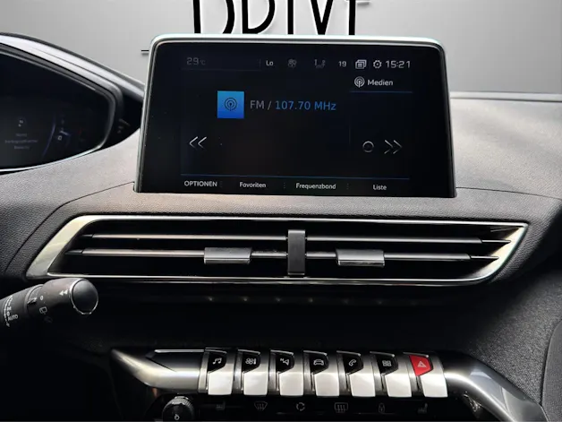 Peugeot 5008 1.5 BlueHDi Allure EAT