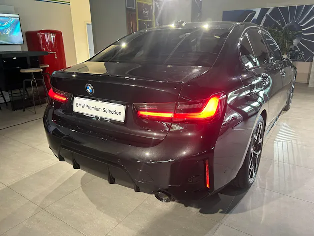 BMW 320d xDrive 48V Steptronic M Sport Pro