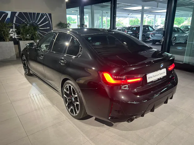 BMW 320d xDrive 48V Steptronic M Sport Pro