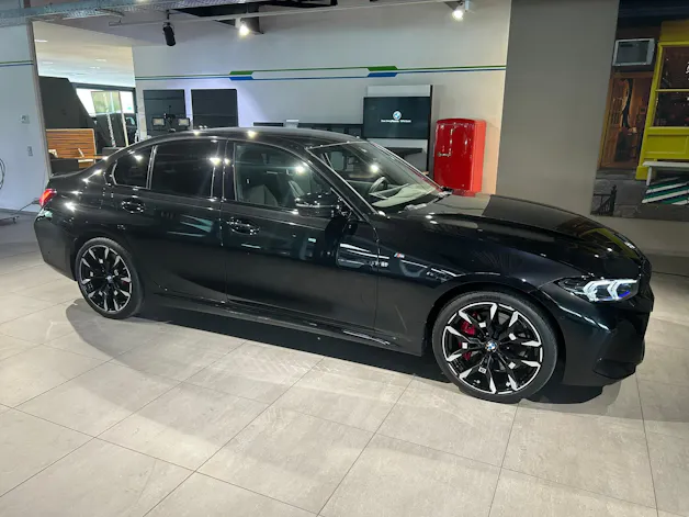 BMW 320d xDrive 48V Steptronic M Sport Pro