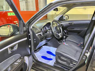 Suzuki Swift 1.2i 16V Sergio Cellano 4x4 ✅