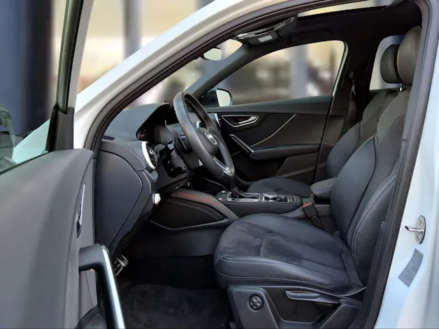 Audi SQ2 TFSI quattro S-tronic Gletscherweiss Metallic