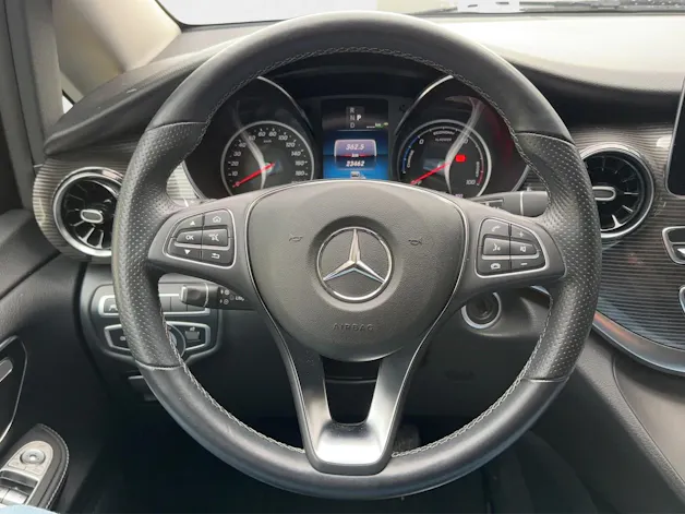 Mercedes-Benz EQV 300 Avantgarde lang 7-Plätze