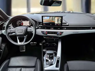 Audi RS4 Avant quattro tiptronic Navarablau Metallic