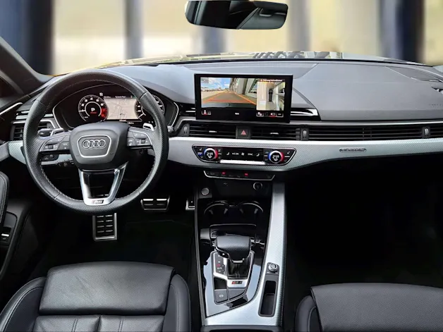 Audi RS4 Avant quattro tiptronic Navarablau Metallic