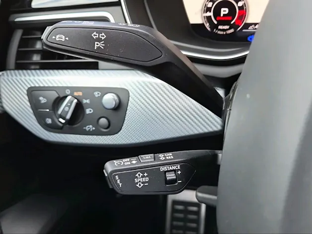 Audi RS4 Avant quattro tiptronic Navarablau Metallic