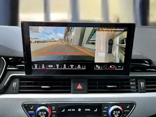 Audi RS4 Avant quattro tiptronic Navarablau Metallic