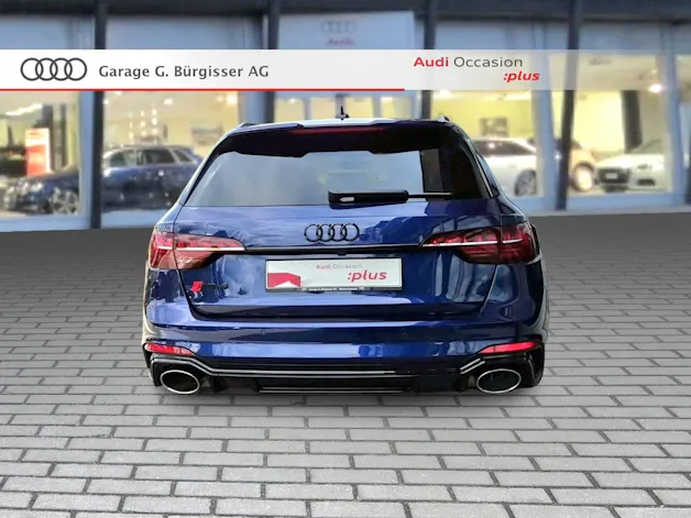 Audi RS4 Avant quattro tiptronic Navarablau Metallic