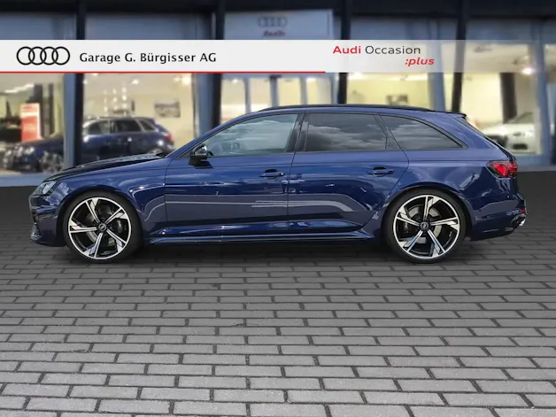 Audi RS4 Avant quattro tiptronic Navarablau Metallic