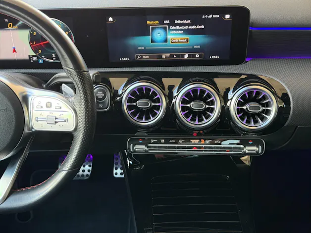 Mercedes-Benz A-Klasse W177 A 200 AMG Line
