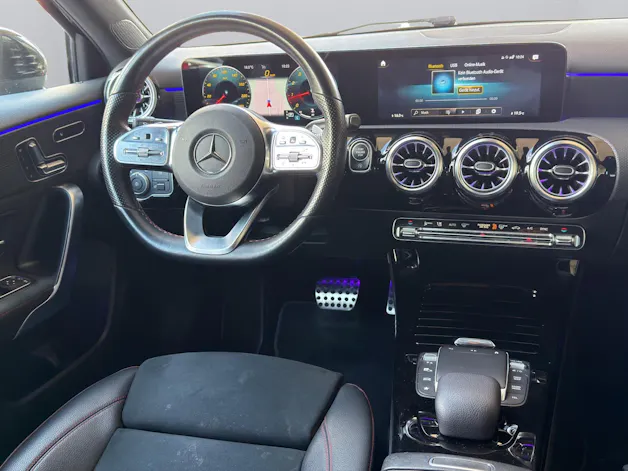 Mercedes-Benz A-Klasse W177 A 200 AMG Line