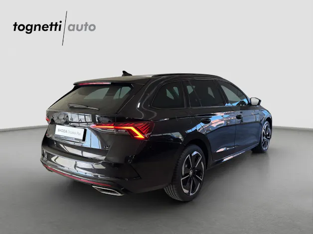 Škoda Octavia Combi 1.4 TSI PHEV DSG RS