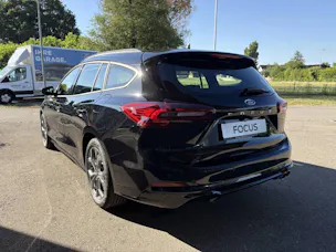Ford Focus Kombi 1.0i EcoB 155 ST-Line