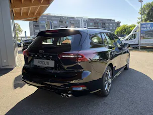 Ford Focus Kombi 1.0i EcoB 155 ST-Line