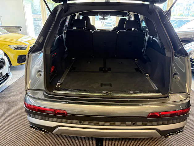 AUDI SQ7 4.0 TDI quattro | CH Fzg. | 7 Sitz | B&O | Assistenz | HD Matrix | HeadUp | Standheizung |