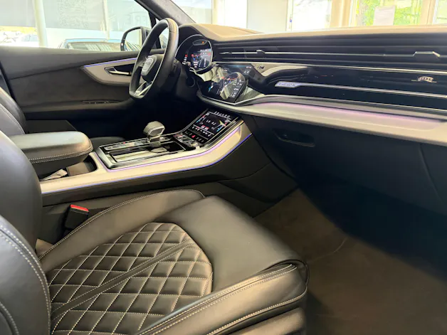 AUDI SQ7 4.0 TDI quattro | CH Fzg. | 7 Sitz | B&O | Assistenz | HD Matrix | HeadUp | Standheizung |