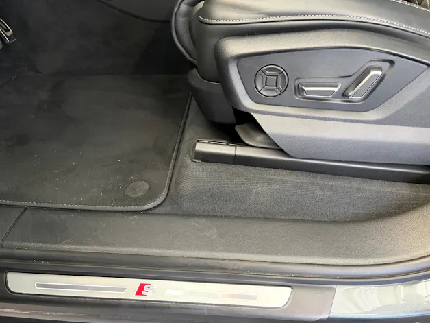 AUDI SQ7 4.0 TDI quattro | CH Fzg. | 7 Sitz | B&O | Assistenz | HD Matrix | HeadUp | Standheizung |