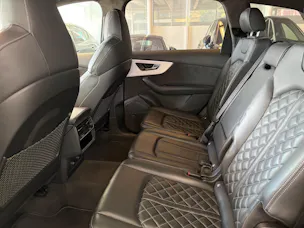 Audi SQ7 4.0 TDI quattro | CH Fzg. | 7 Sitz | B&O | Assistenz | HD Matrix | HeadUp | Standheizung |