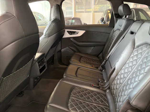 AUDI SQ7 4.0 TDI quattro | CH Fzg. | 7 Sitz | B&O | Assistenz | HD Matrix | HeadUp | Standheizung |