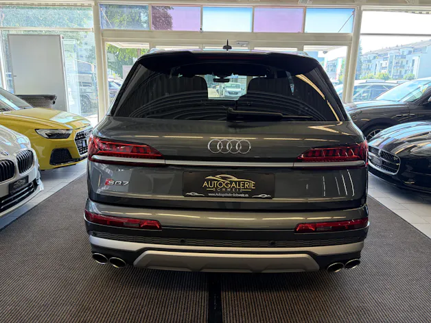 AUDI SQ7 4.0 TDI quattro | CH Fzg. | 7 Sitz | B&O | Assistenz | HD Matrix | HeadUp | Standheizung |