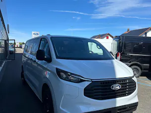 Ford Transit Custom Van 320 L2 2.5 Durat Trend/PHEV