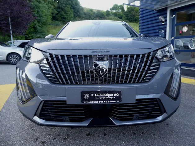 Peugeot 2008 E-Allure 156 PS