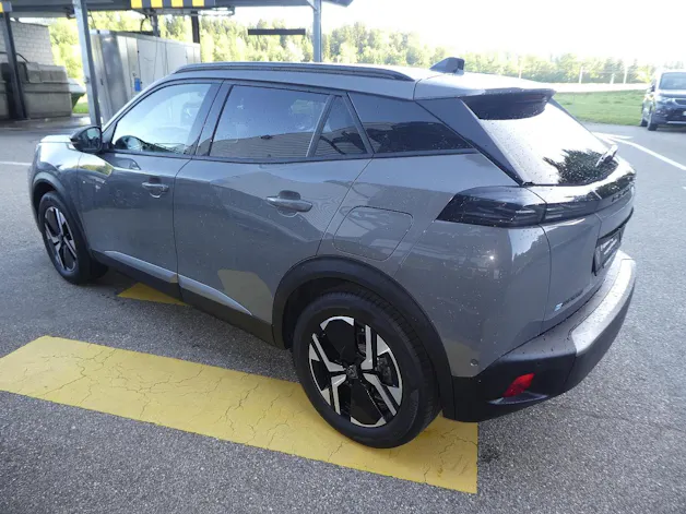 Peugeot 2008 E-Allure 156 PS