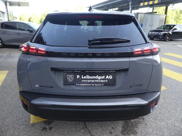Peugeot 2008 E-Allure 156 PS